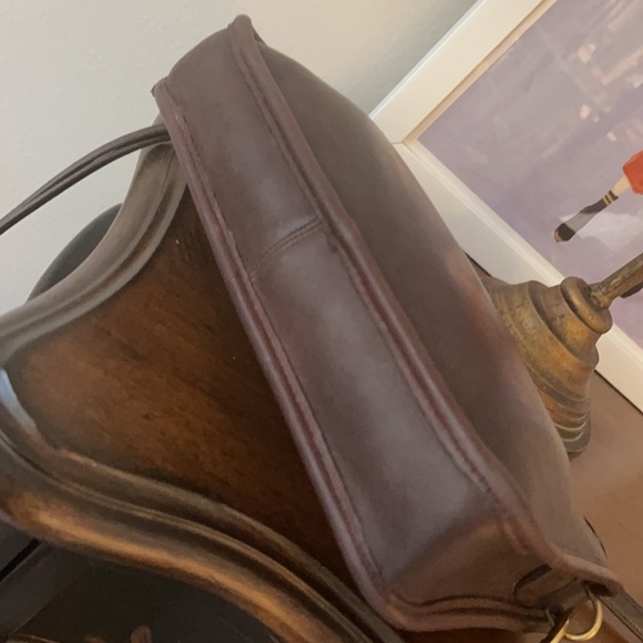 Vintage Coach NYC Zippered Bag Excellent Condition! - Picture 9 of 10